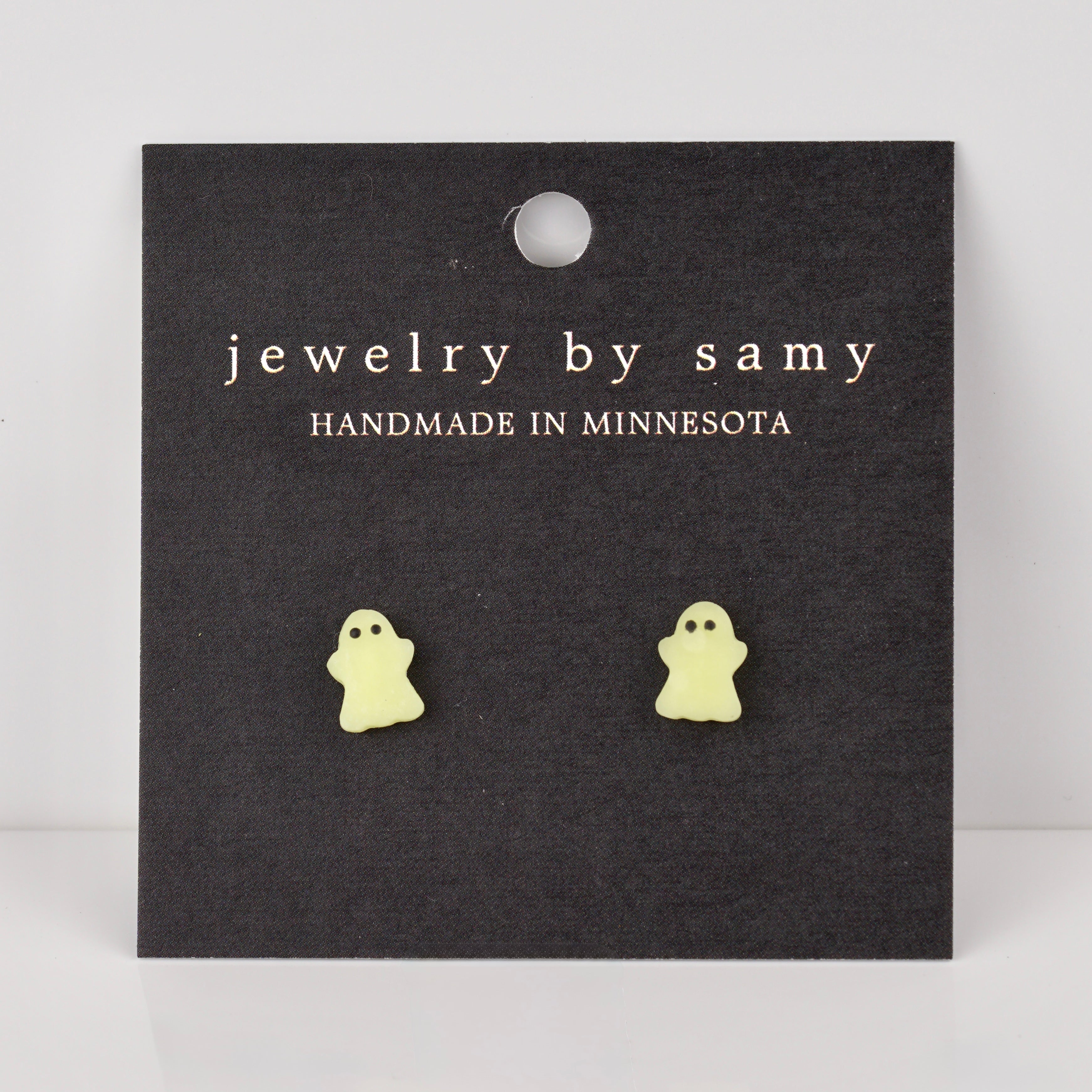 Mini Ghost Studs